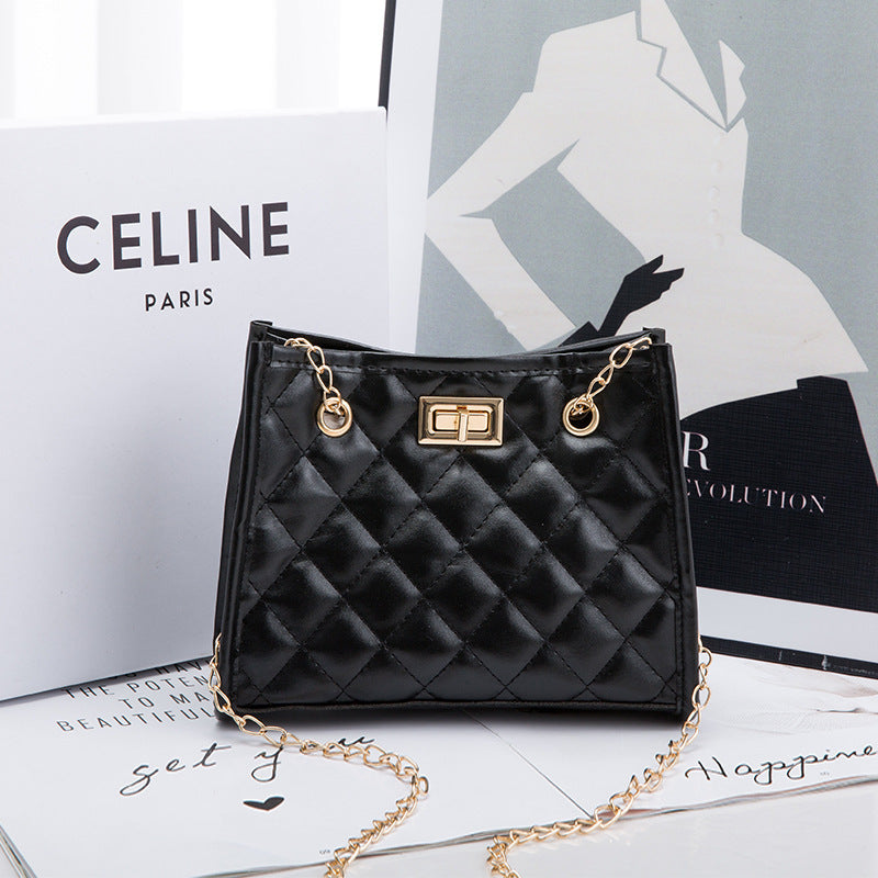 Mini Chain Shoulder Bag